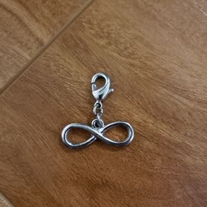 🔮 Pair charms for $8 🔮 Infinity Symbol Charm